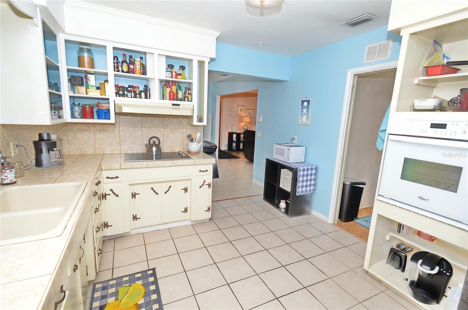 PASADENA ESTATES SEC F - Residential