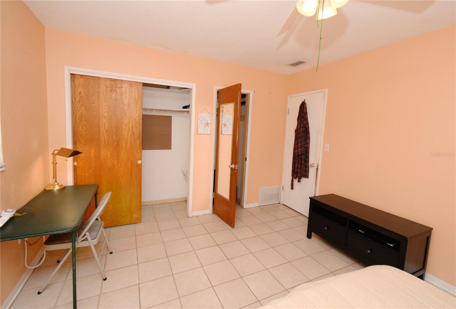 PASADENA ESTATES SEC F - Residential