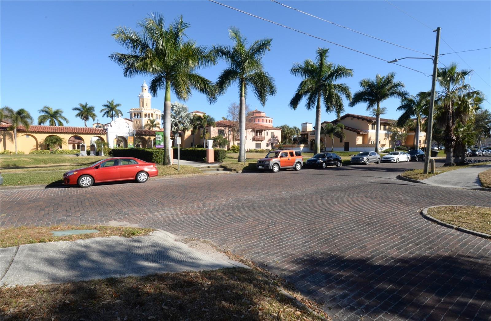 PASADENA ESTATES SEC F - Residential