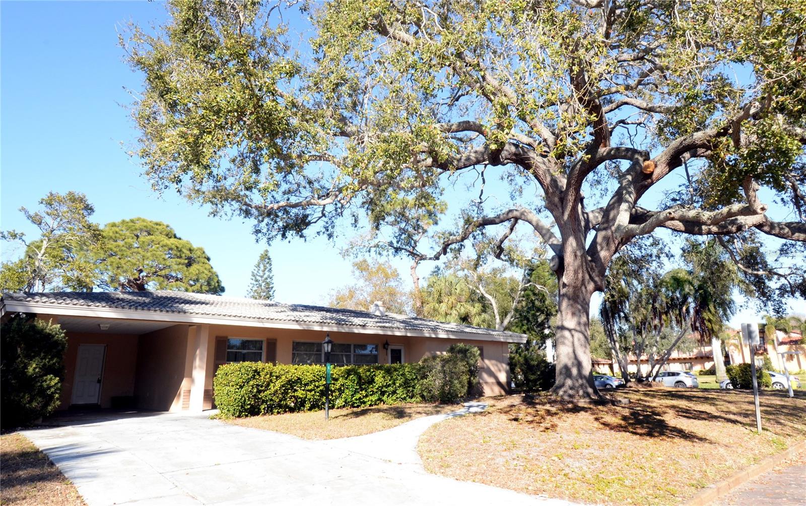 PASADENA ESTATES SEC F - Residential