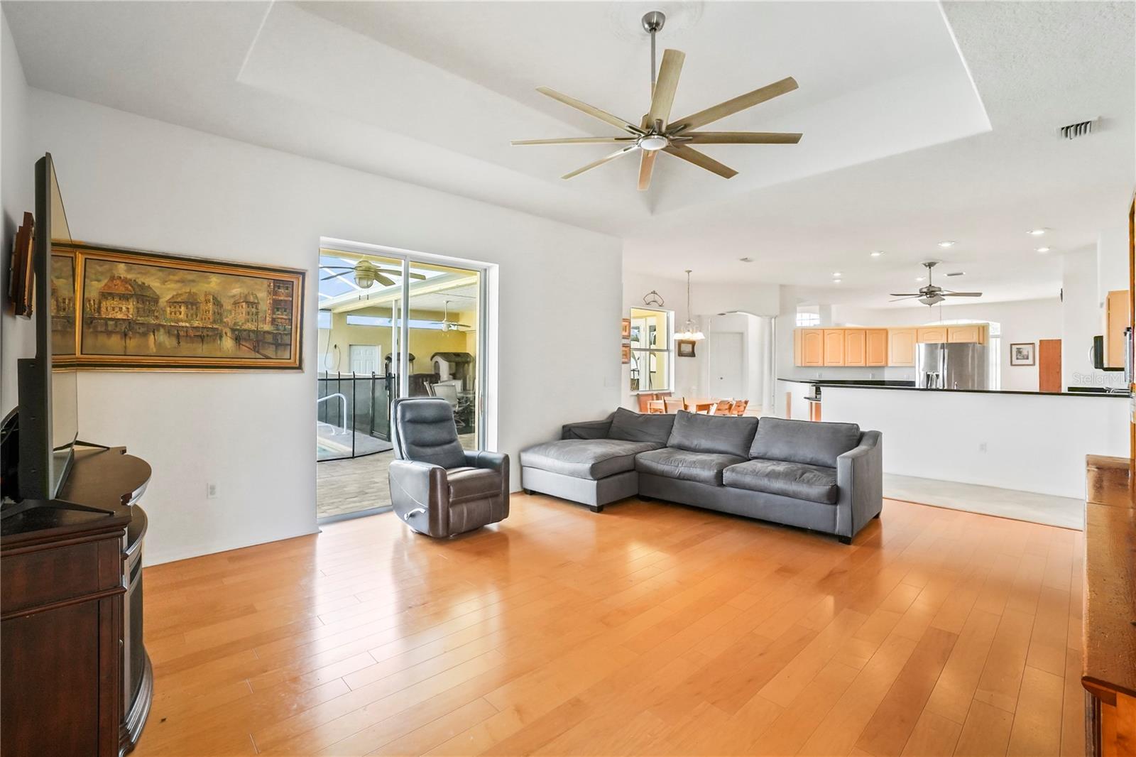 PRISTINE PLACE PH 3 - Residential