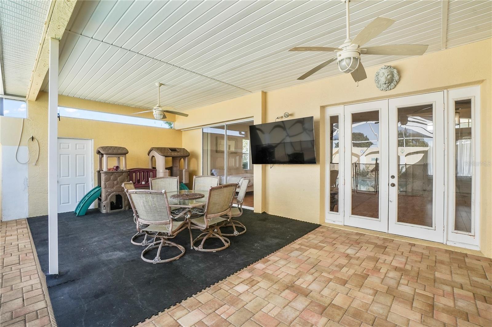 PRISTINE PLACE PH 3 - Residential