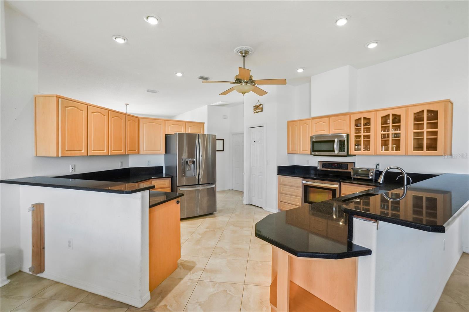 PRISTINE PLACE PH 3 - Residential