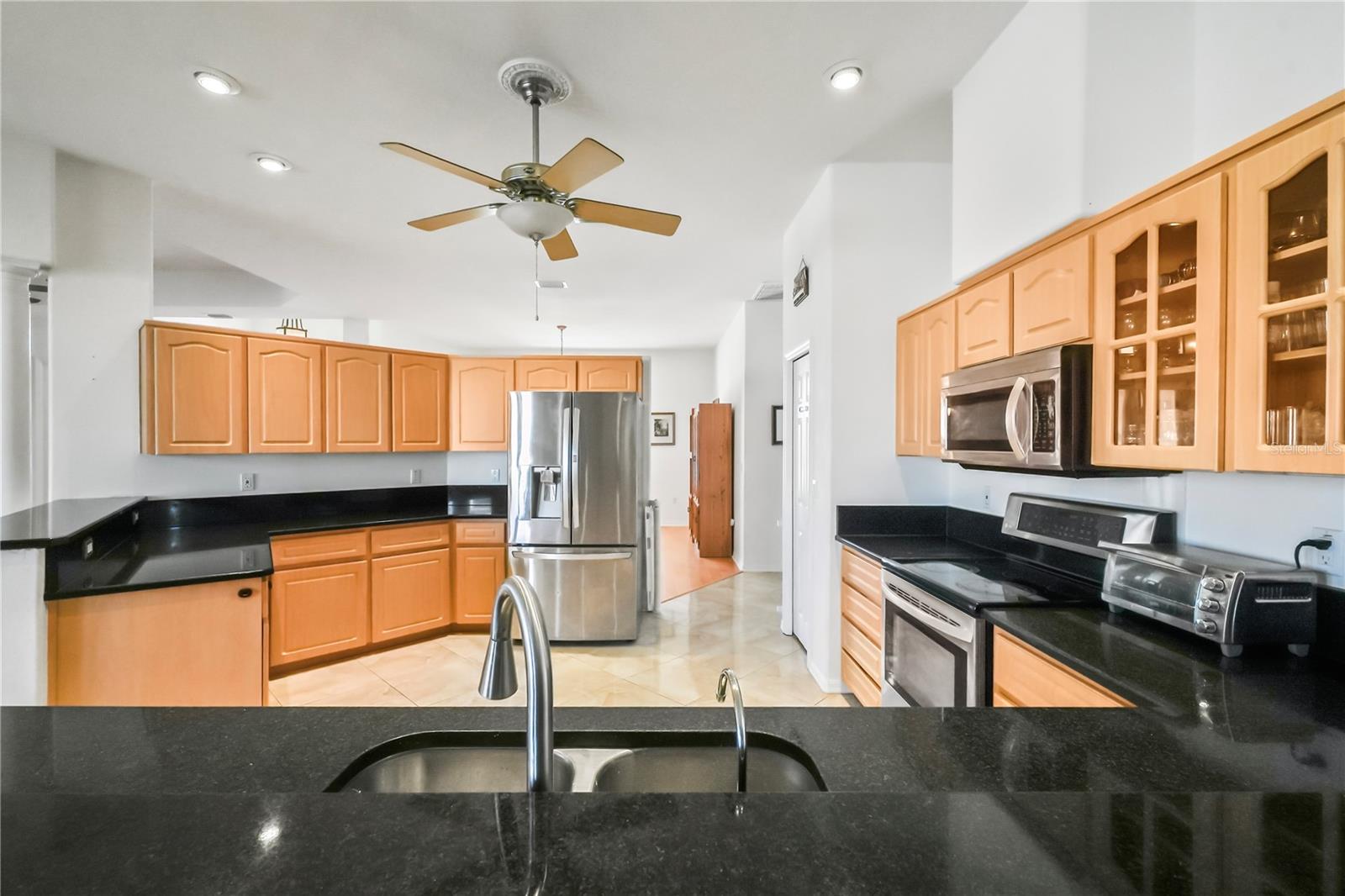 PRISTINE PLACE PH 3 - Residential