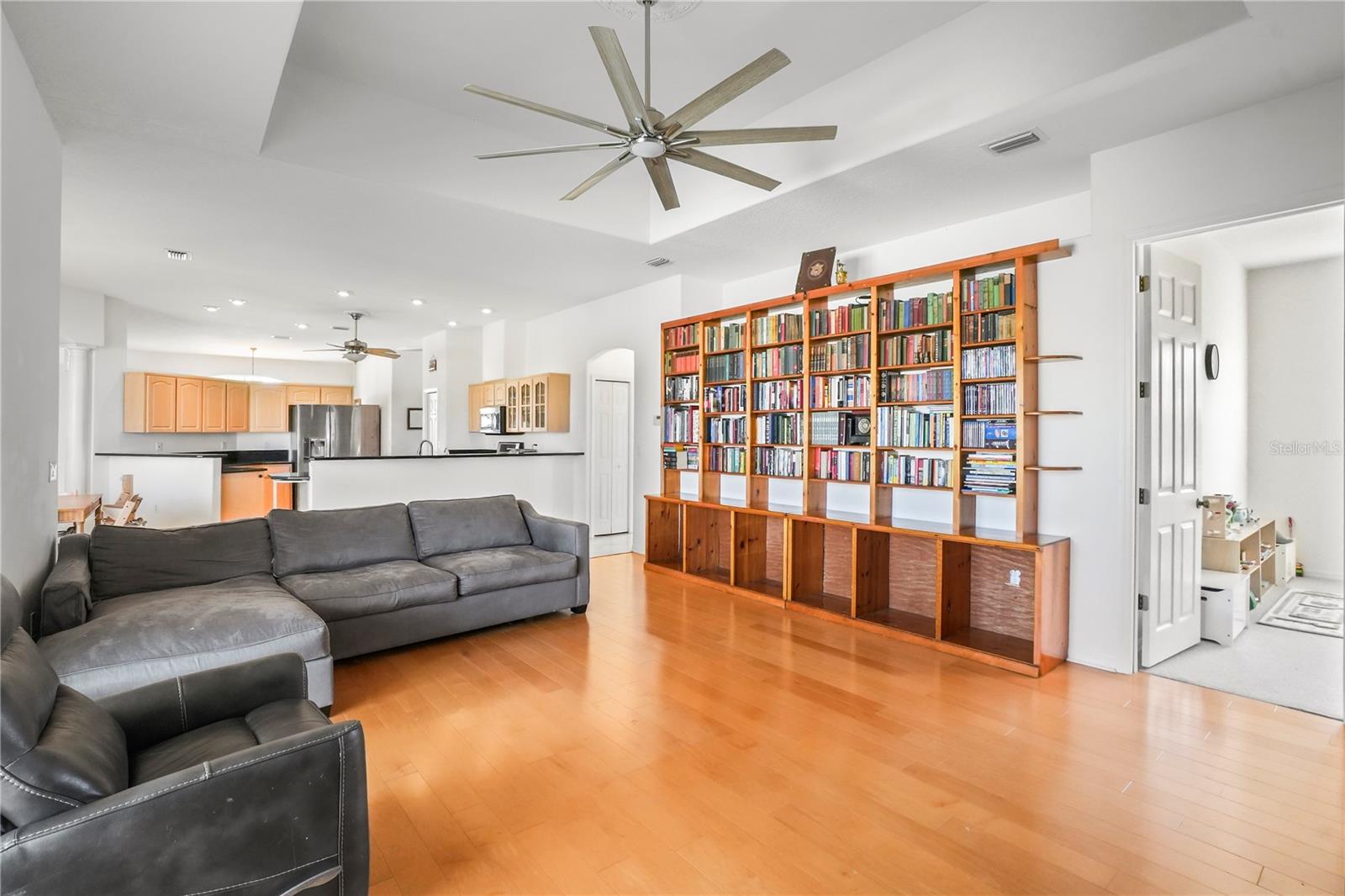 PRISTINE PLACE PH 3 - Residential