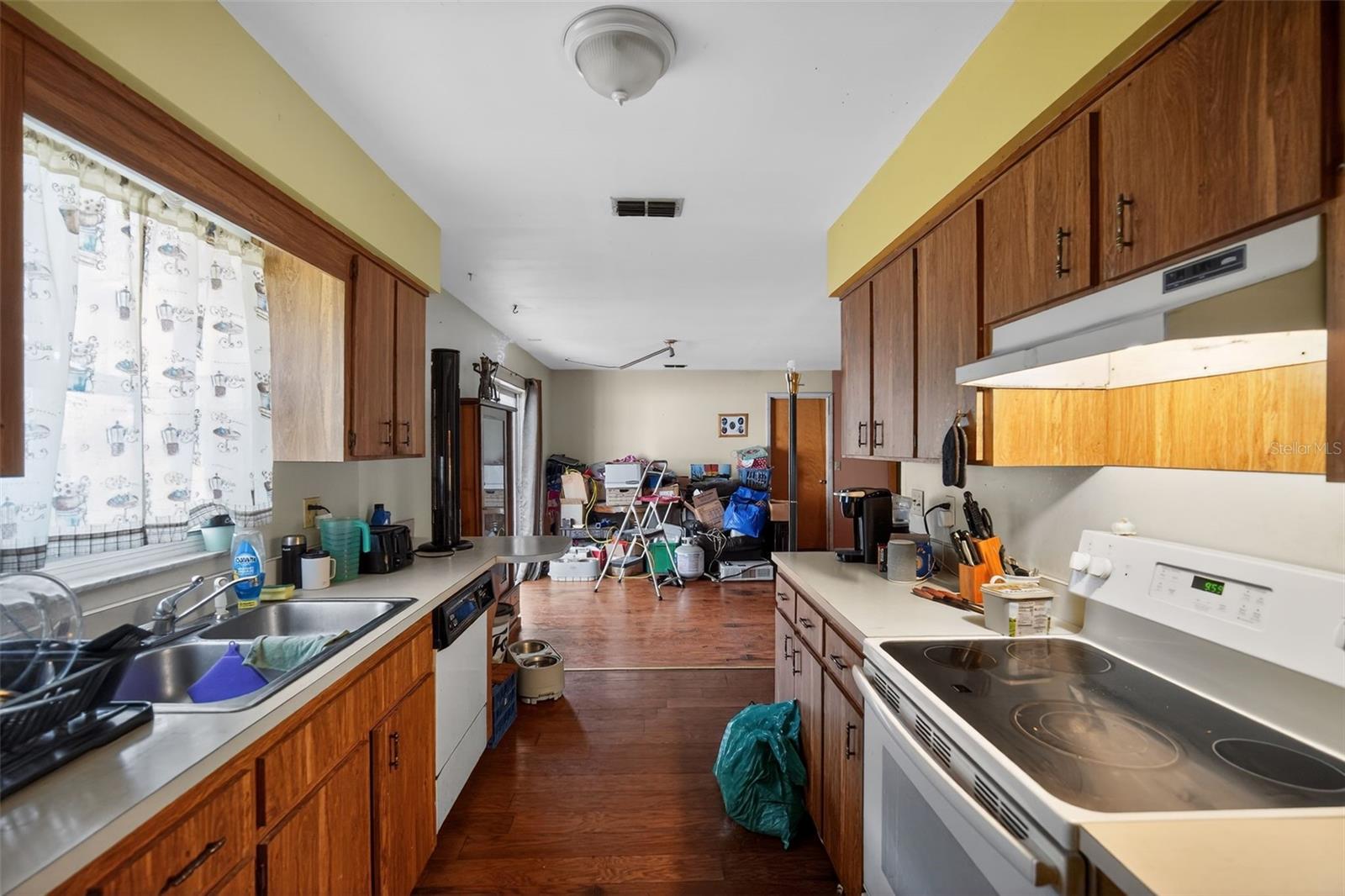 ALPHA VILLAGE ESTATES - Residential
