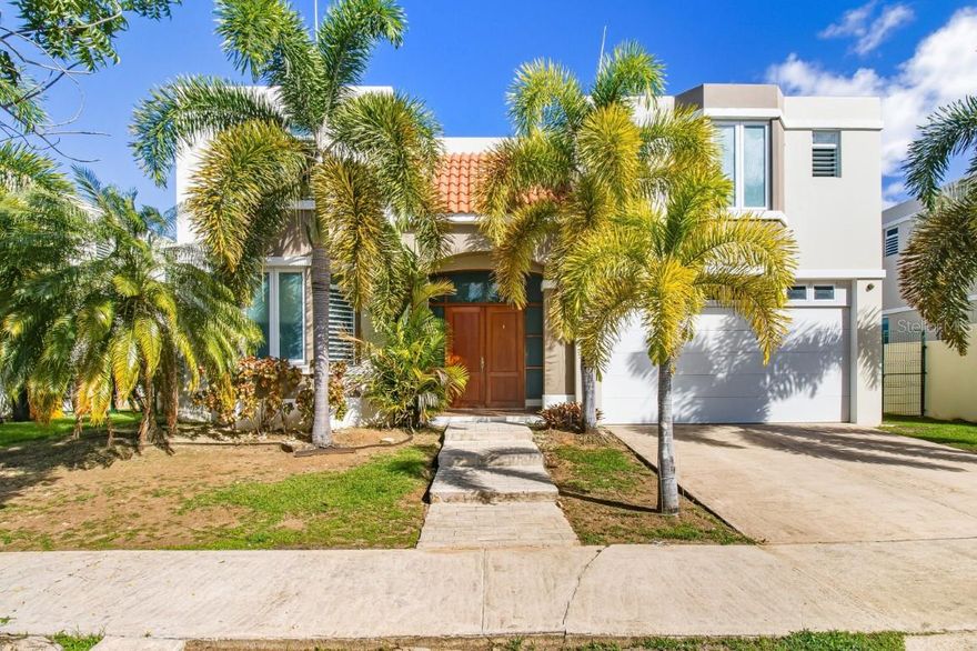 Spacious home with endless potential in the highly sought-after Paseo Los Corales II one of Dorado’s most desirable gated communities. Known for its warm neighborhood feel, controlled access, and double security, this two-story residence offers the perfect blend of comfort, privacy, and possibility.

Inside, you’ll find 4 bedrooms, 2.5 bathrooms, and a versatile bonus room ideal for a home office or playroom. The layout includes formal living and dining areas, a comfortable family room, and a well-proportioned kitchen ready to be transformed into your dream space.

The primary suite provides generous comfort with a large walk-in closet and a private bathroom with jacuzzi. The home also offers excellent natural light throughout and the flexibility to personalize every corner to your taste.

Step outside to a welcoming backyard a true clean canvas where you can design your ideal outdoor haven, whether for entertaining, relaxing, or future custom projects.

Residents of Paseo Los Corales II enjoy a vibrant community lifestyle with resort-style amenities, including a gym, swimming pool, playground, basketball court, and tennis court, all within a beautifully maintained and secure environment.