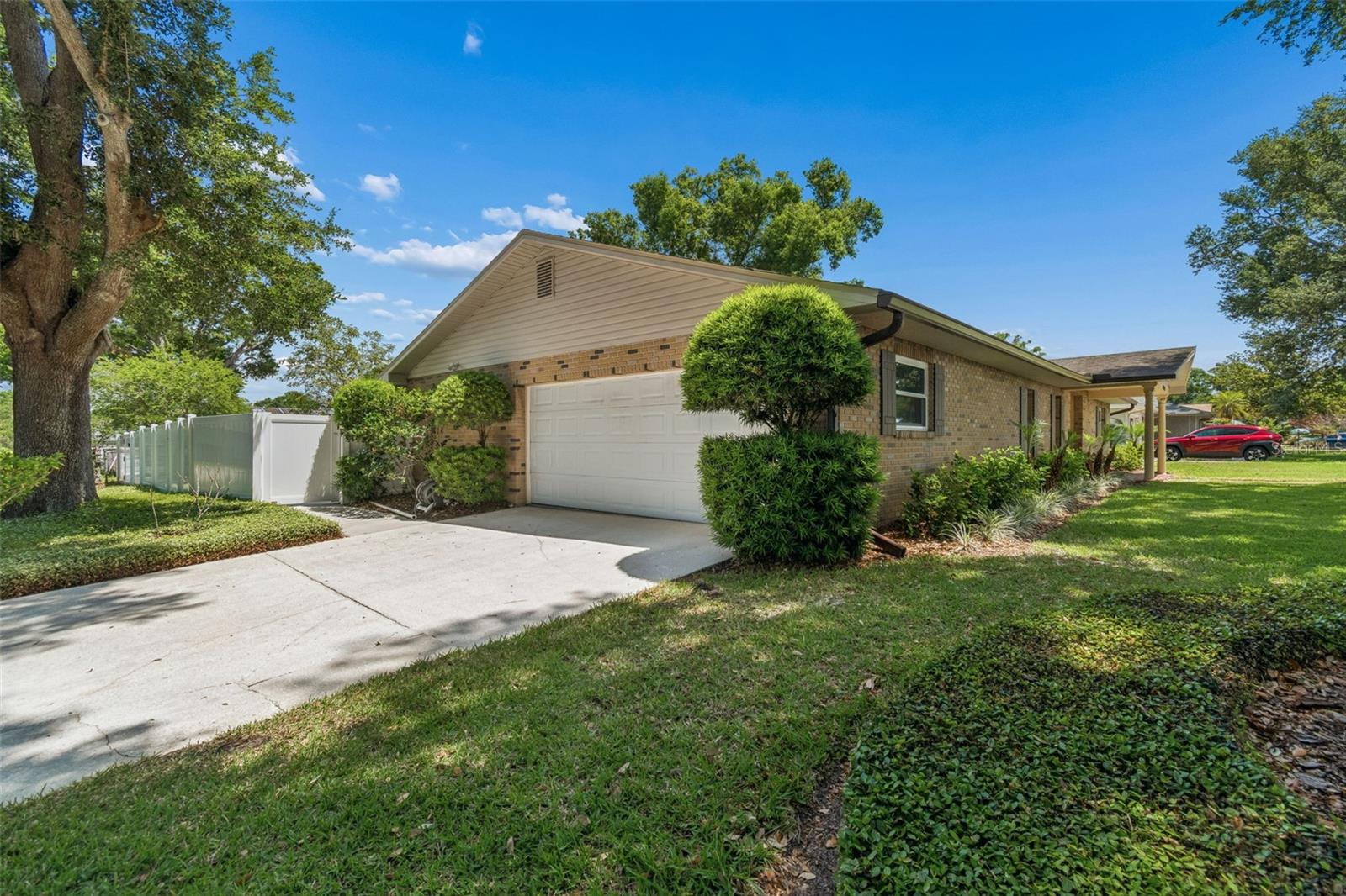 OAK GLEN - Residential
