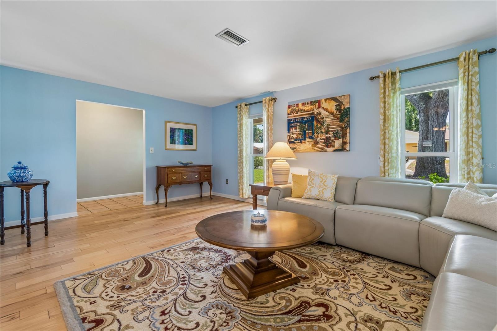 OAK GLEN - Residential