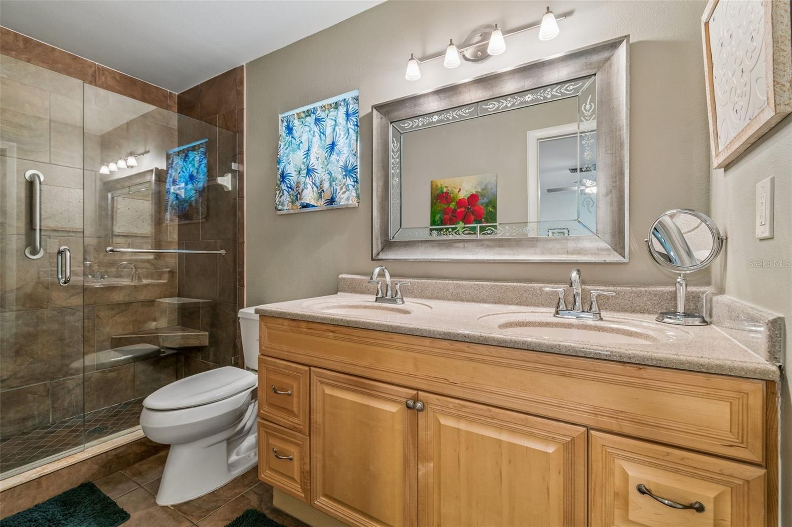 OAK GLEN - Residential