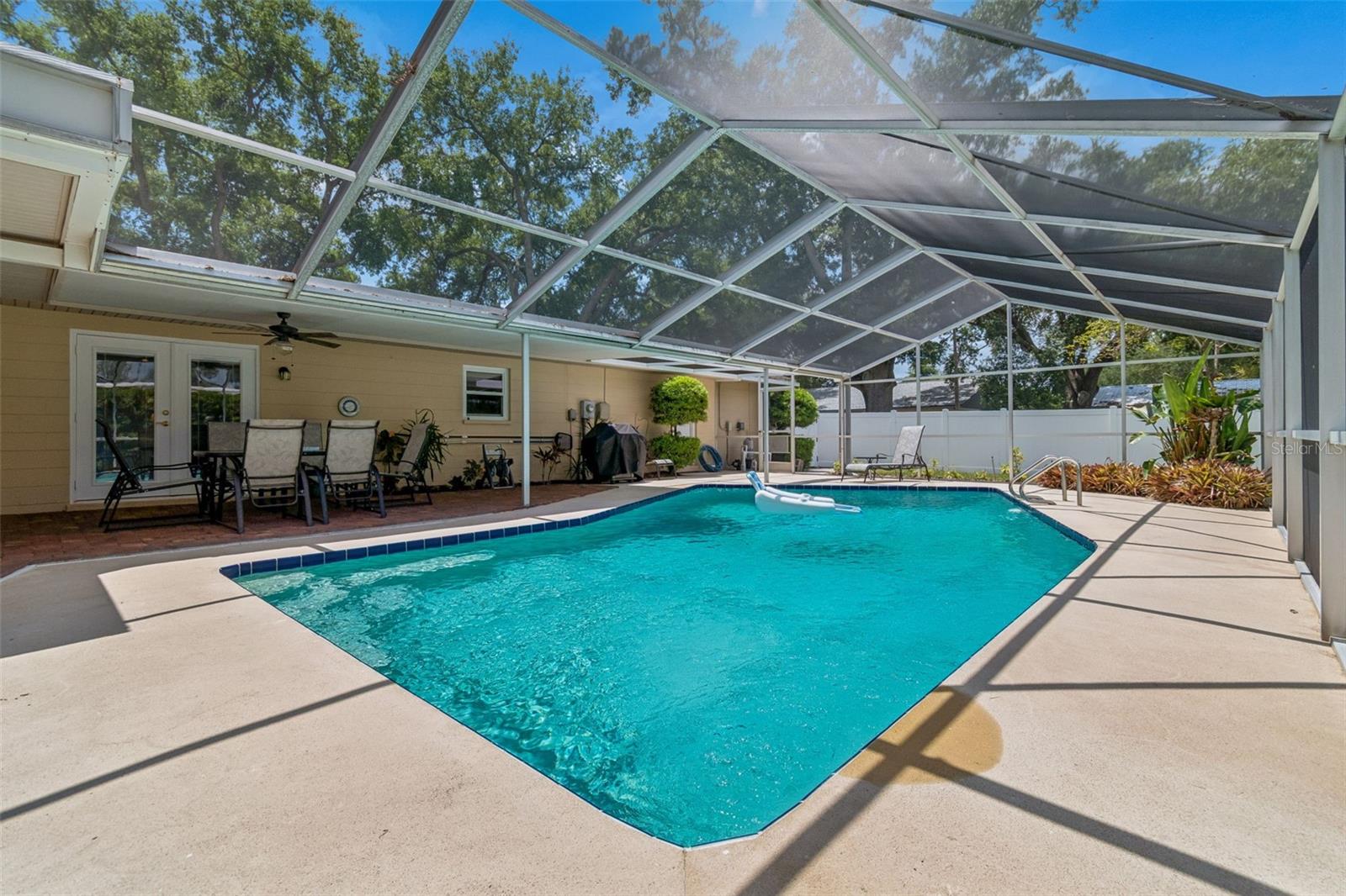 OAK GLEN - Residential