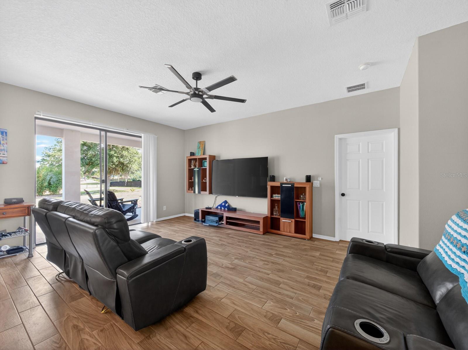 UPSON DOWNS - Residential