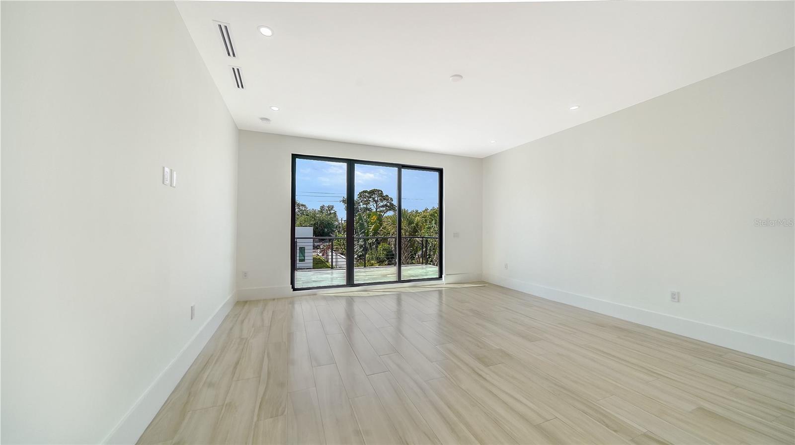 BAYVIEW - Residential