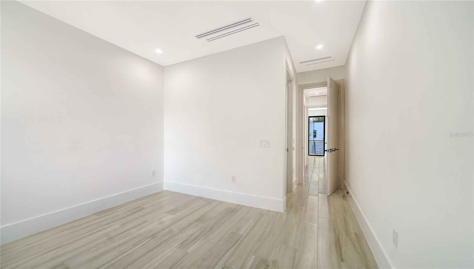 BAYVIEW - Residential