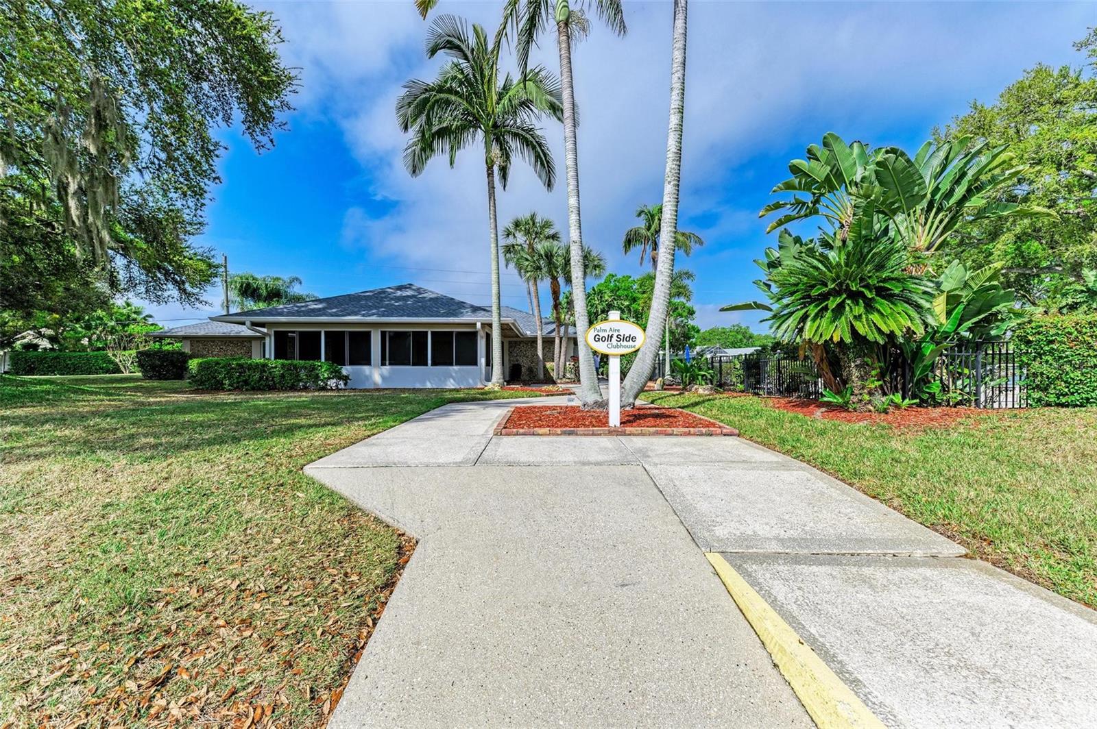 PALM-AIRE AT DESOTO LAKES CNTRY - Residential Lease