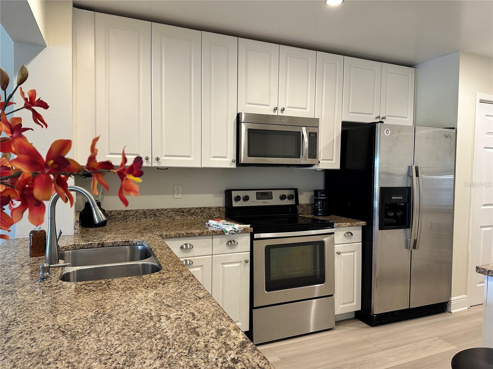 PALM-AIRE AT DESOTO LAKES CNTRY - Residential Lease
