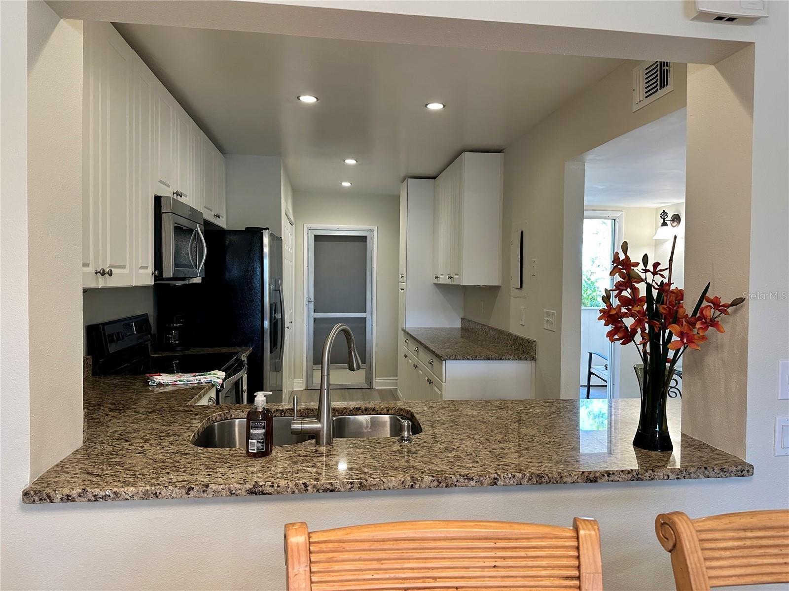 PALM-AIRE AT DESOTO LAKES CNTRY - Residential Lease