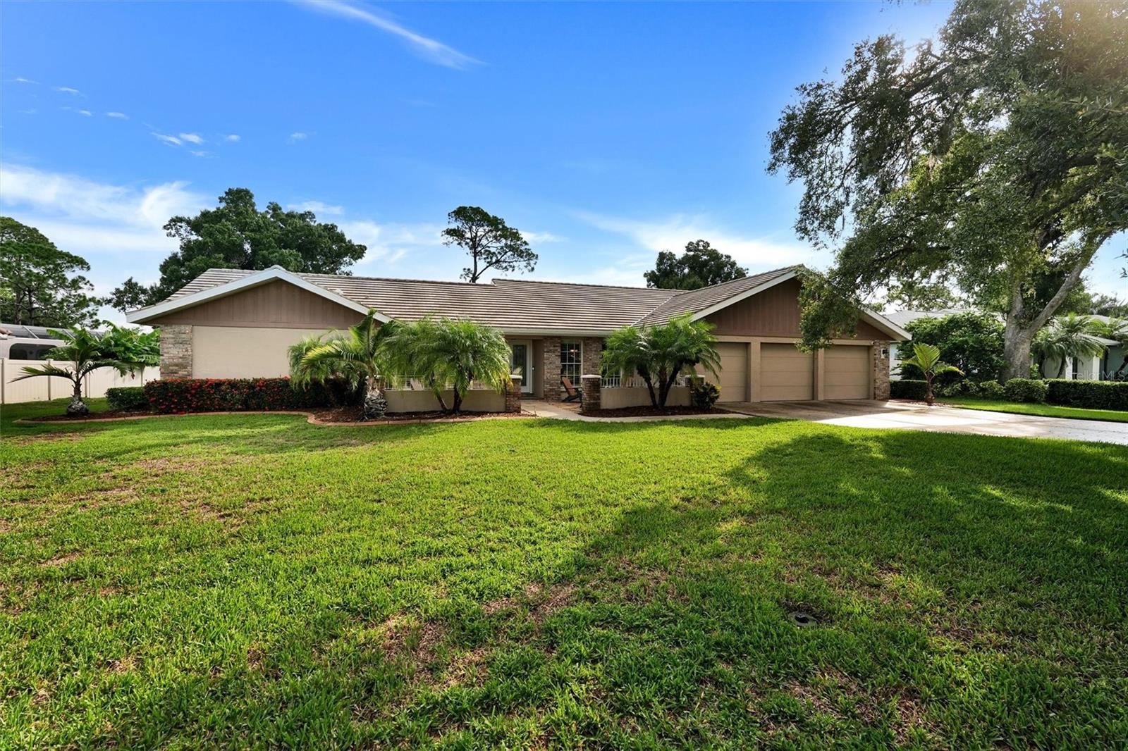 7913 BROADMOOR PINES BOULEVARD
