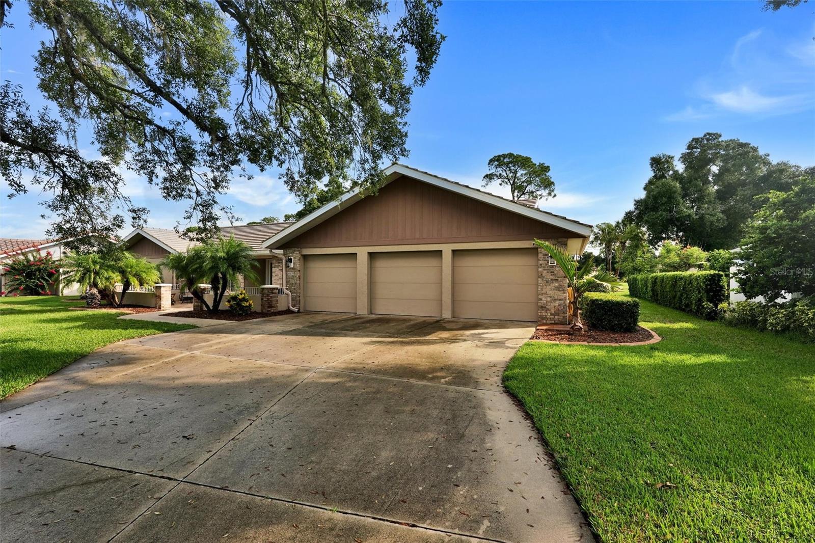 7913 BROADMOOR PINES BOULEVARD