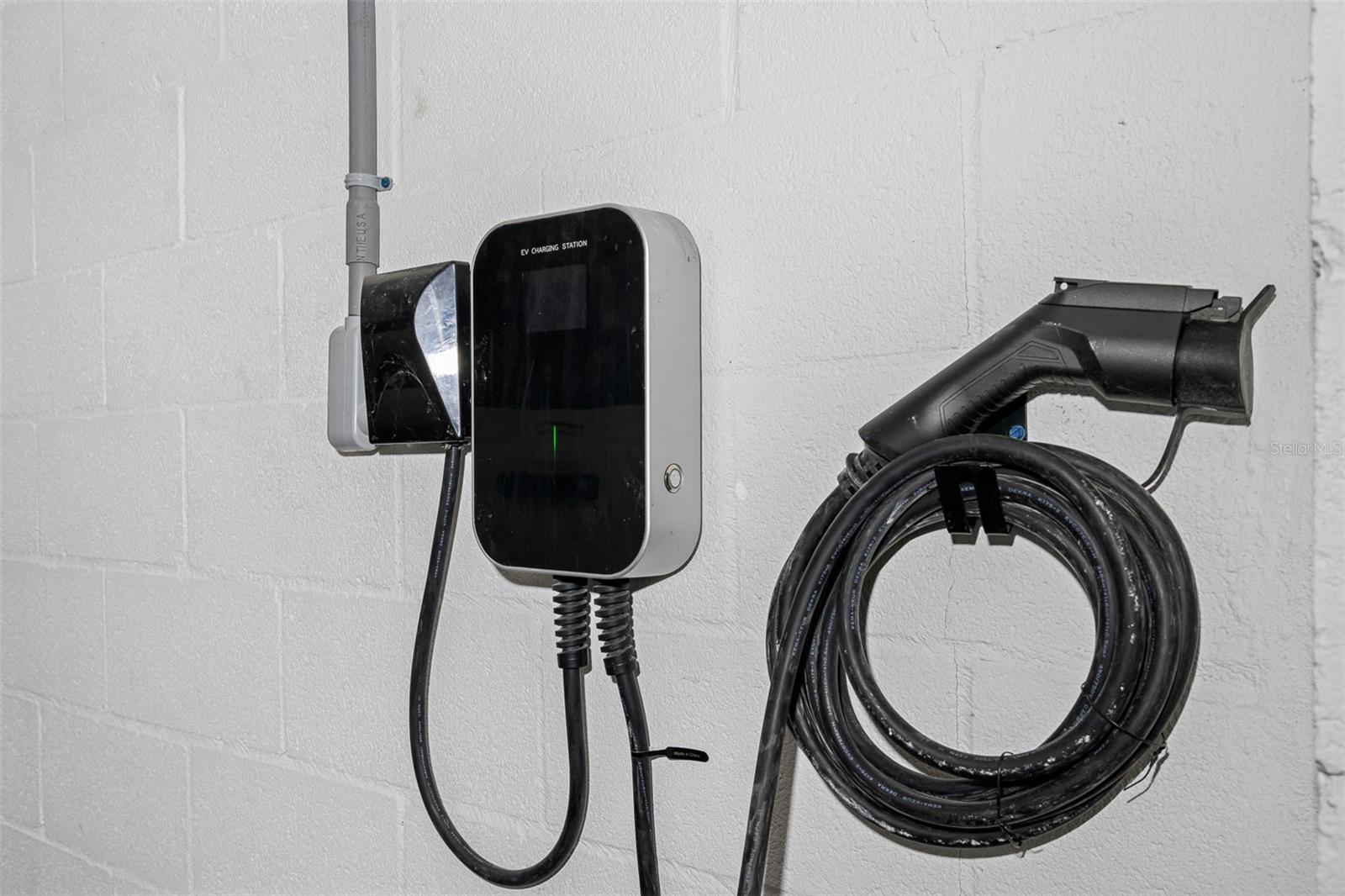 BATH CLUB ESTATES 2ND ADD - Residential