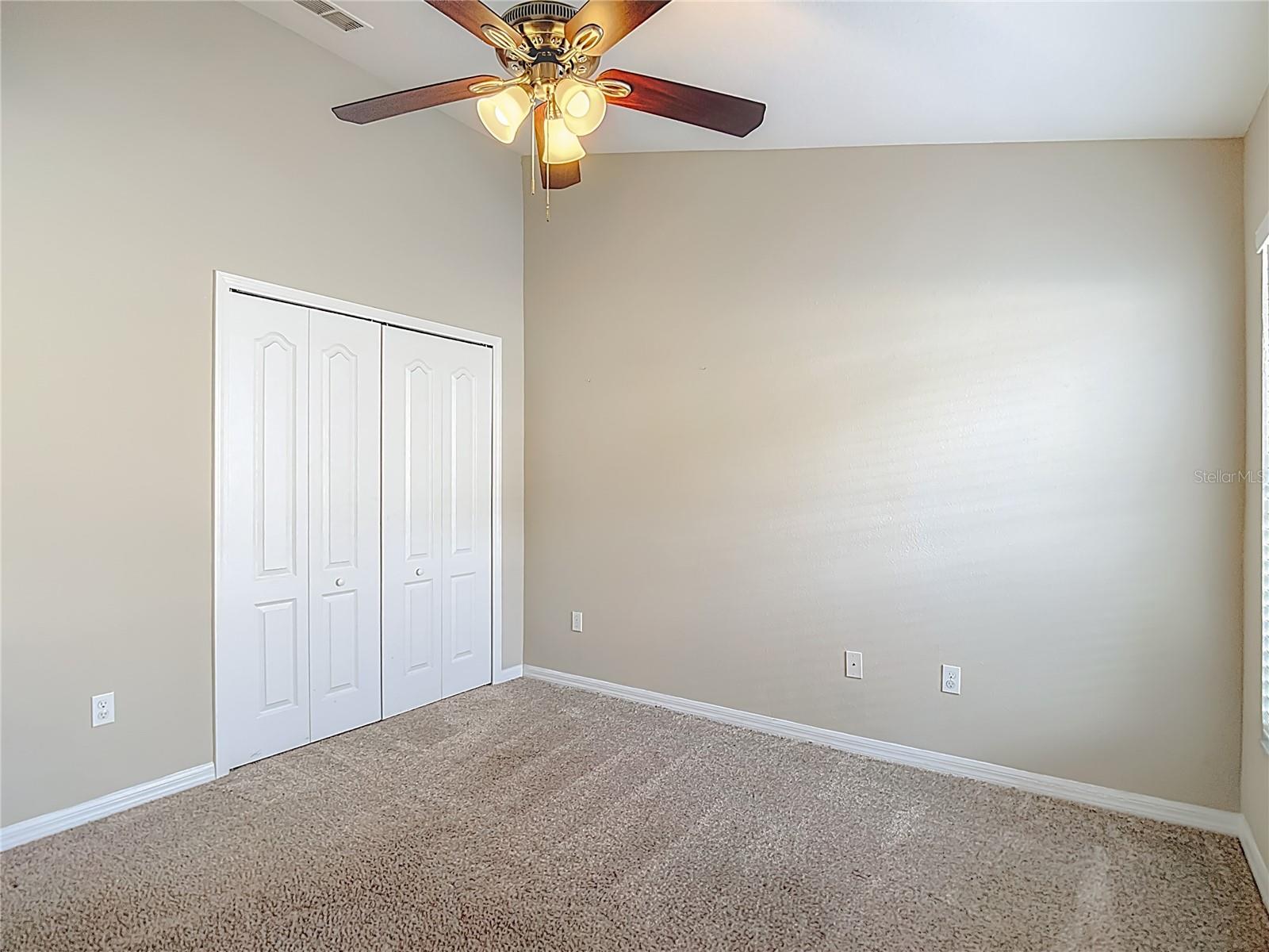 WATERS EDGE 02 - Residential