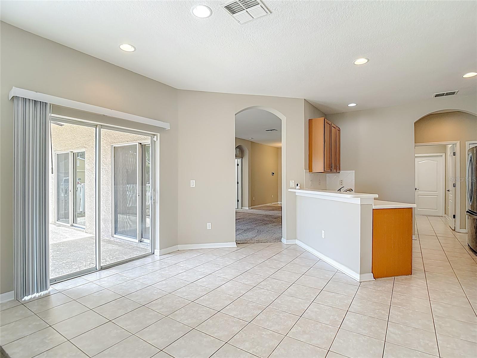 WATERS EDGE 02 - Residential