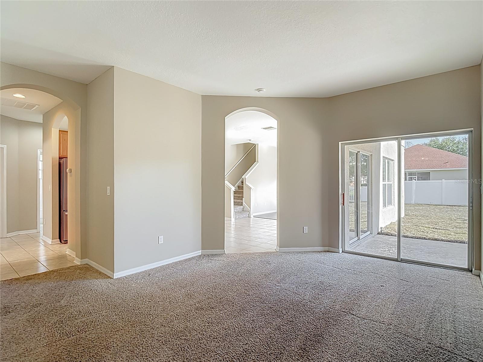 WATERS EDGE 02 - Residential