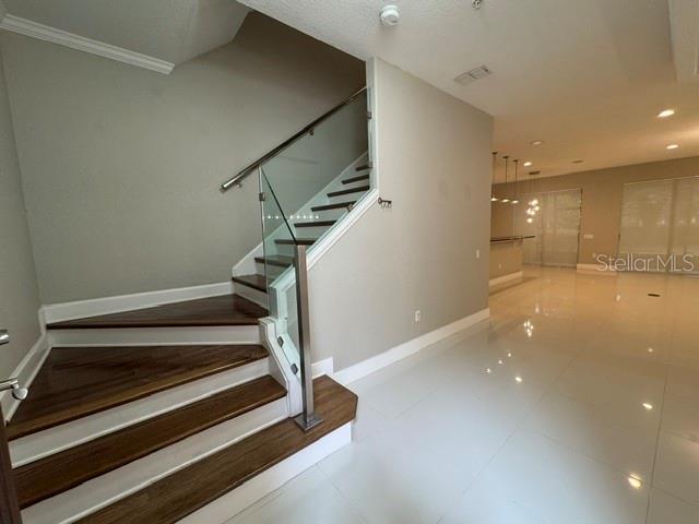 3099 METRO SEVILLA DRIVE 104