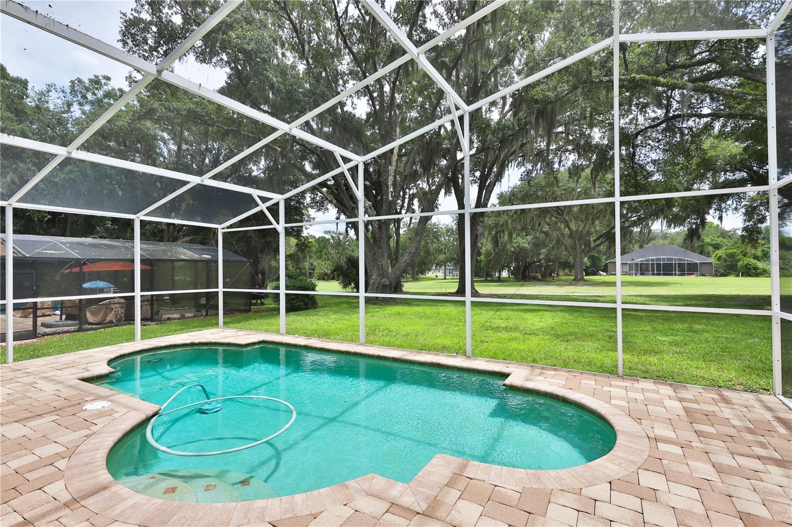 2578 EKANA DRIVE