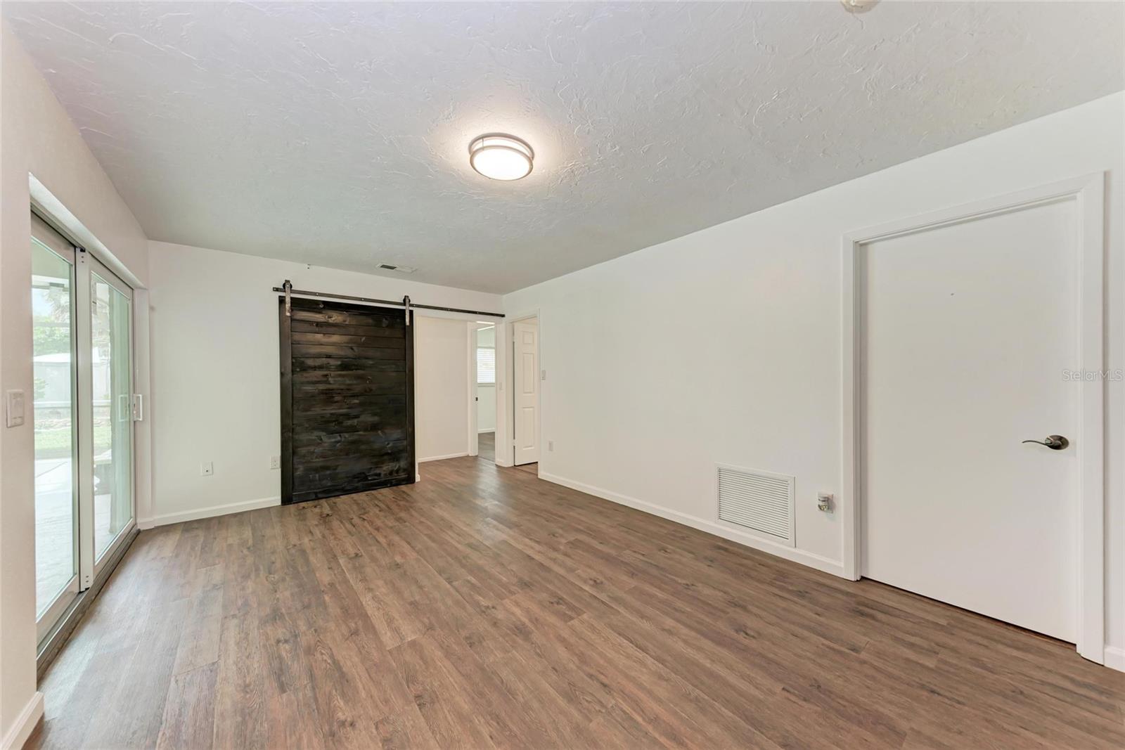 SORRENTO SHORES - Residential Lease