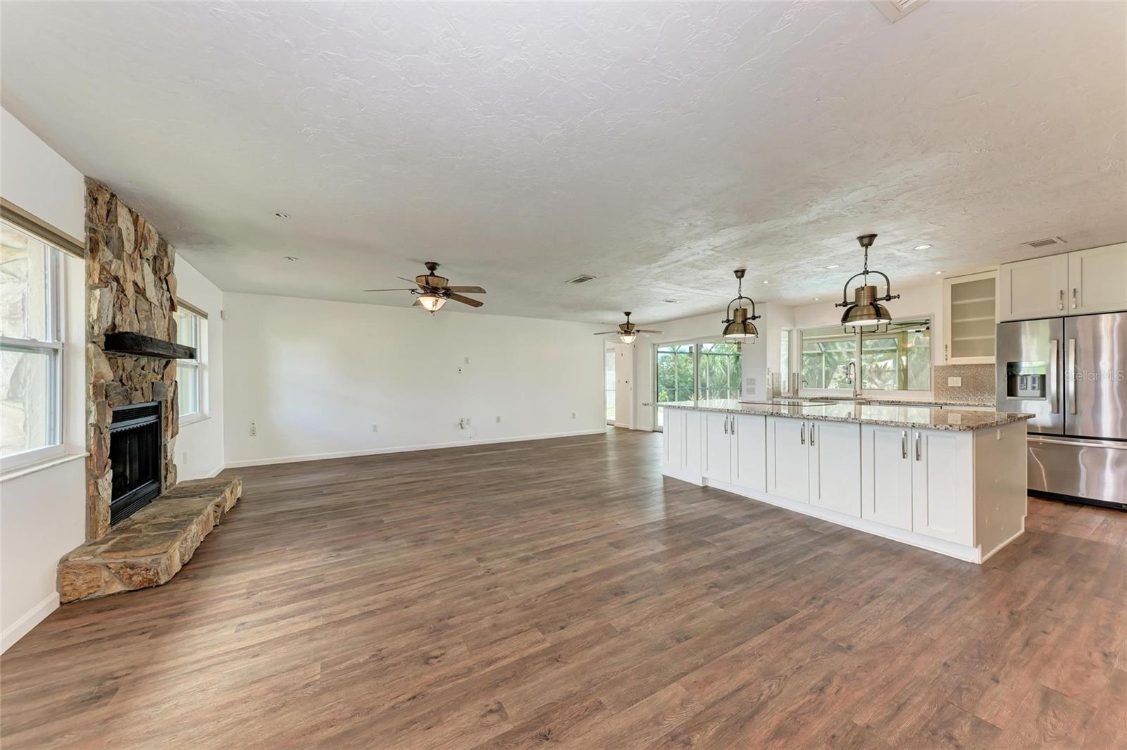SORRENTO SHORES - Residential Lease