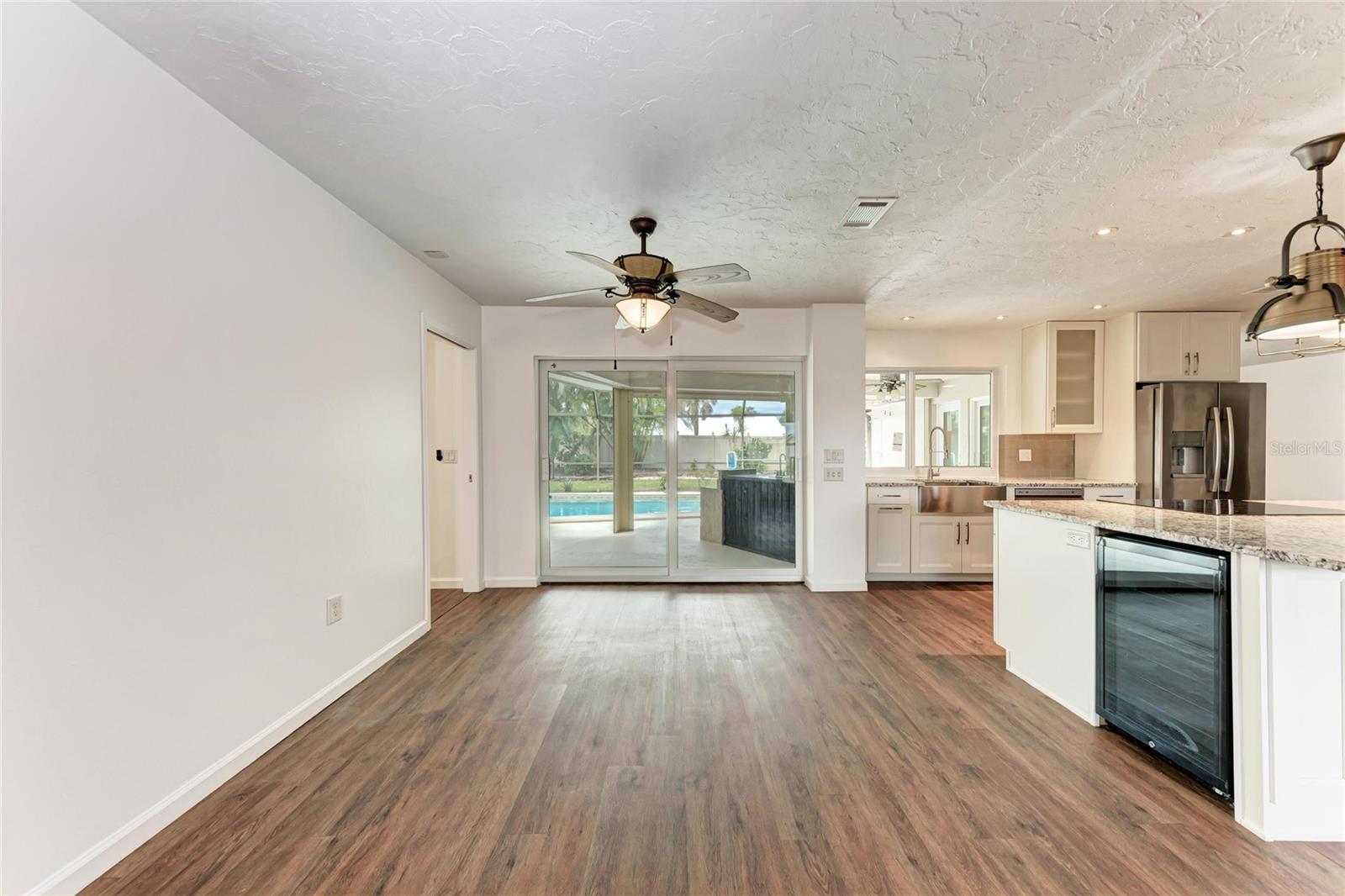 SORRENTO SHORES - Residential Lease