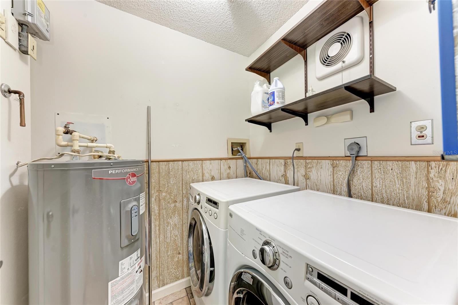 SORRENTO SHORES - Residential Lease