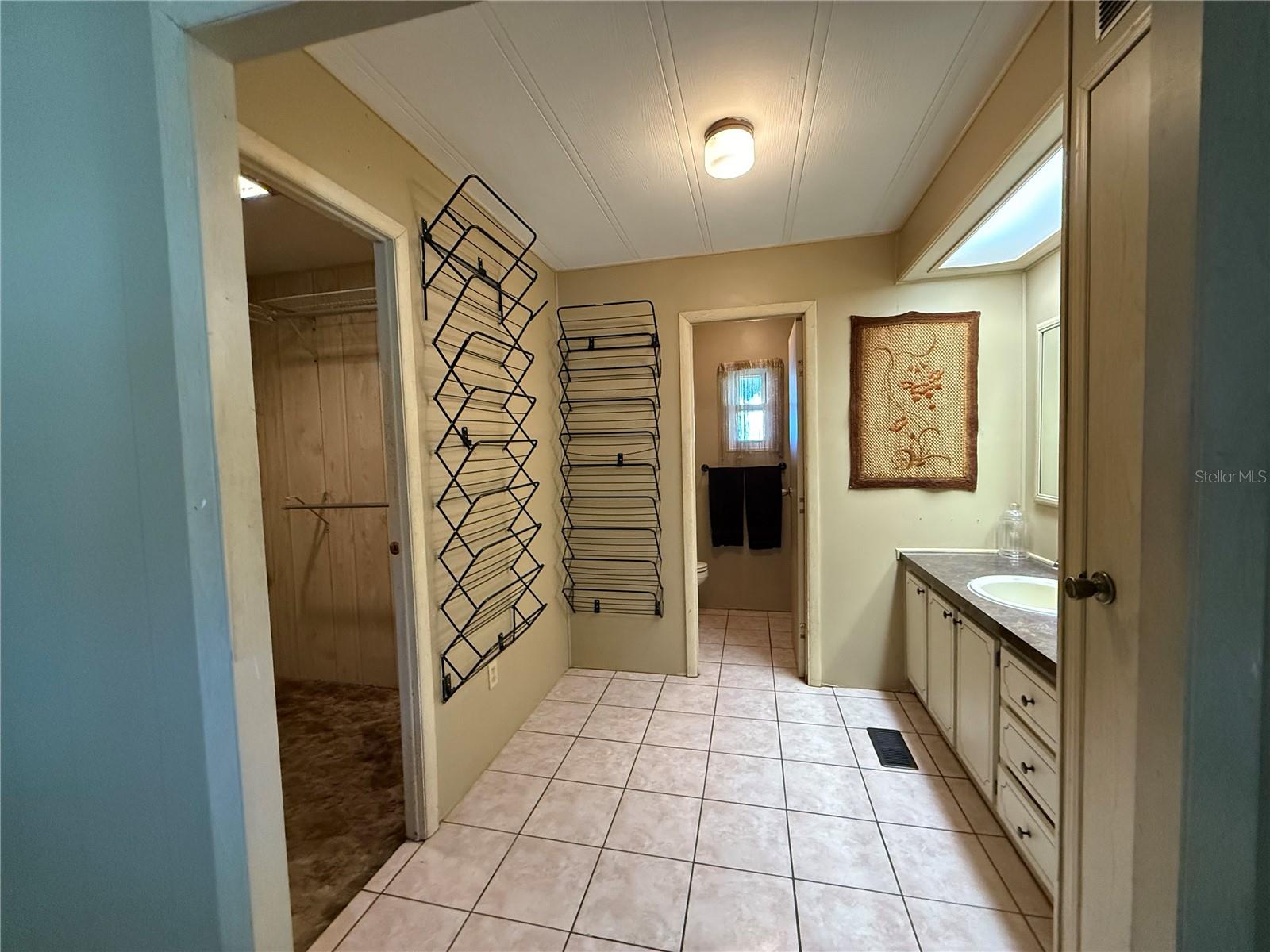 CONTINENTAL CAMPER RESORTS UNI - Residential