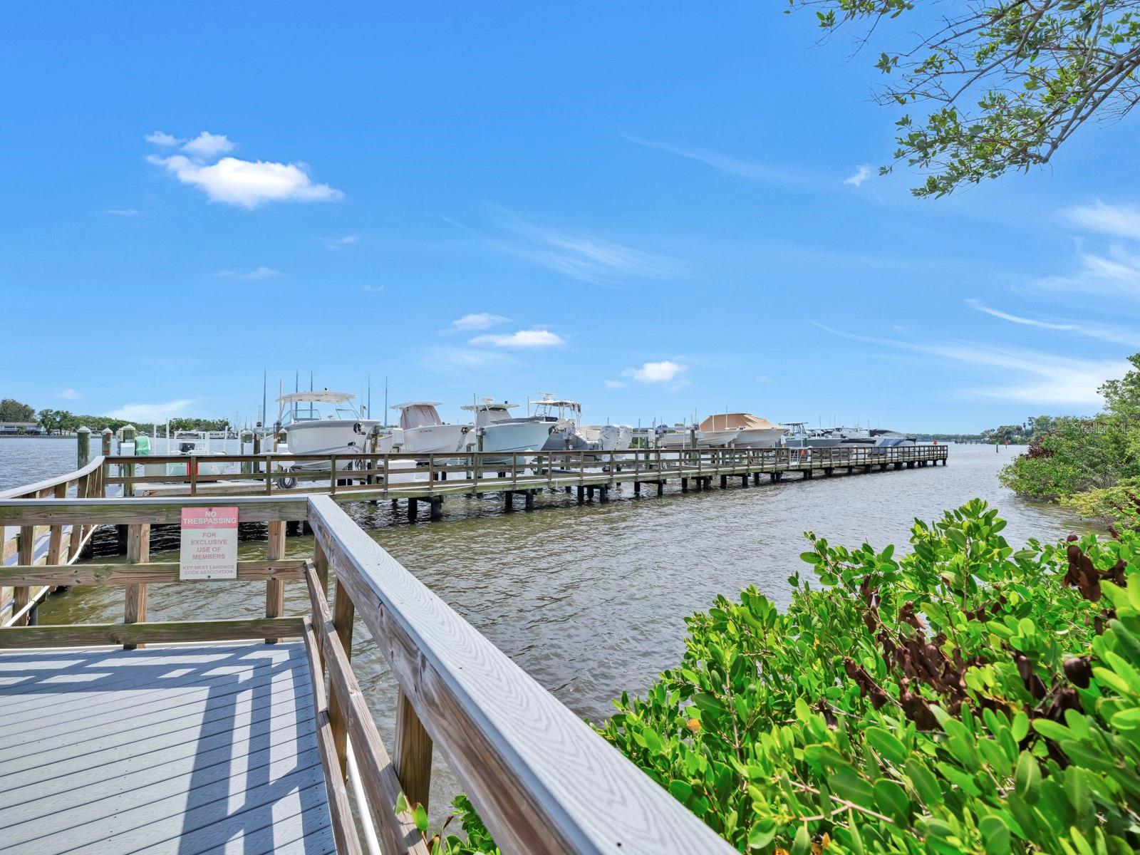 KEY WEST LANDINGS - Residential