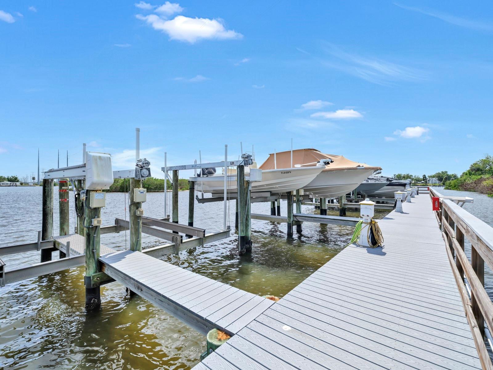 KEY WEST LANDINGS - Residential