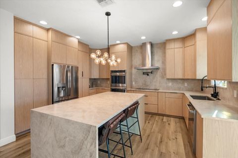 Tiny photo for 1107 White Water Bay Drive, Groveland, FL 34736 (MLS # O6384747)