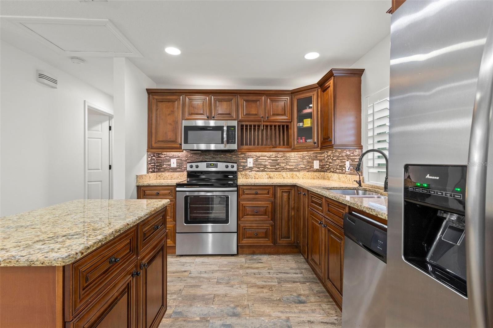 CRENSHAW LAKES - Residential