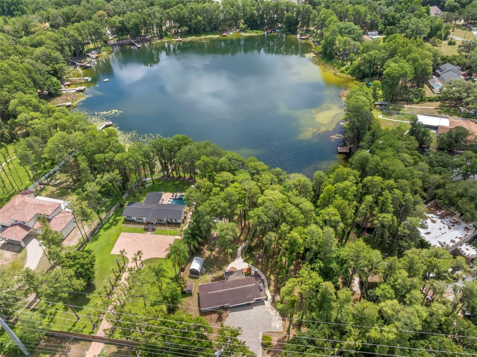 CRENSHAW LAKES - Residential