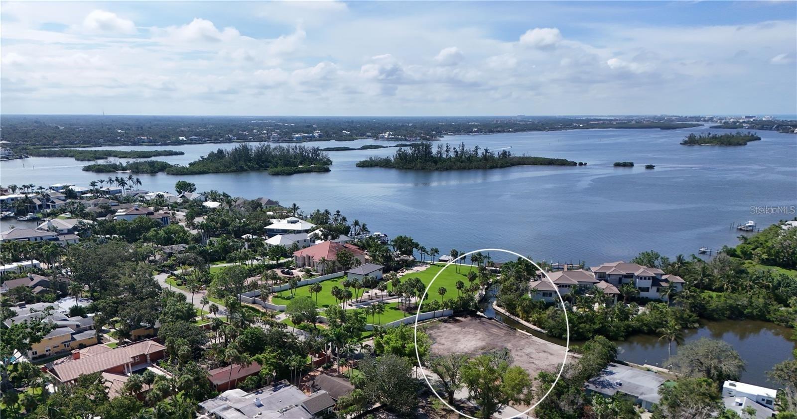 BAY ISLAND - Residential