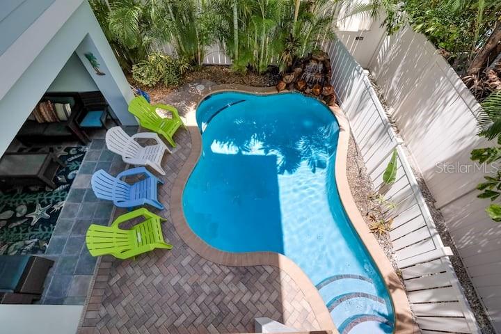 ISLAND ESCAPE - Residential Lease