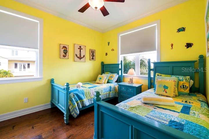 ISLAND ESCAPE - Residential Lease