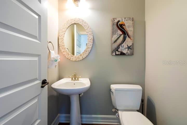 ISLAND ESCAPE - Residential Lease