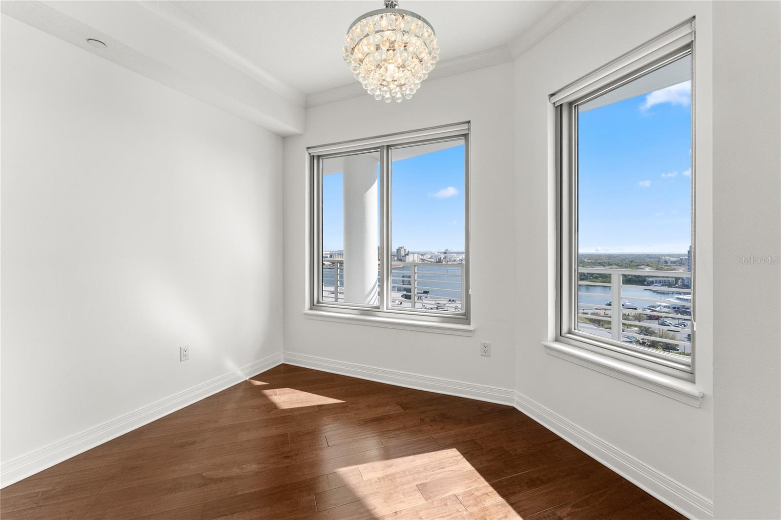 TOWERS OF CHANNELSIDE CONDOMIN - Residential Lease