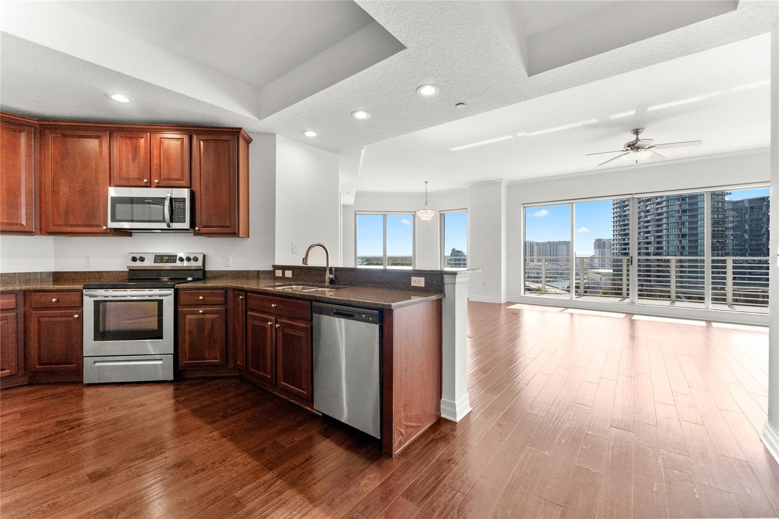 TOWERS OF CHANNELSIDE CONDOMIN - Residential Lease