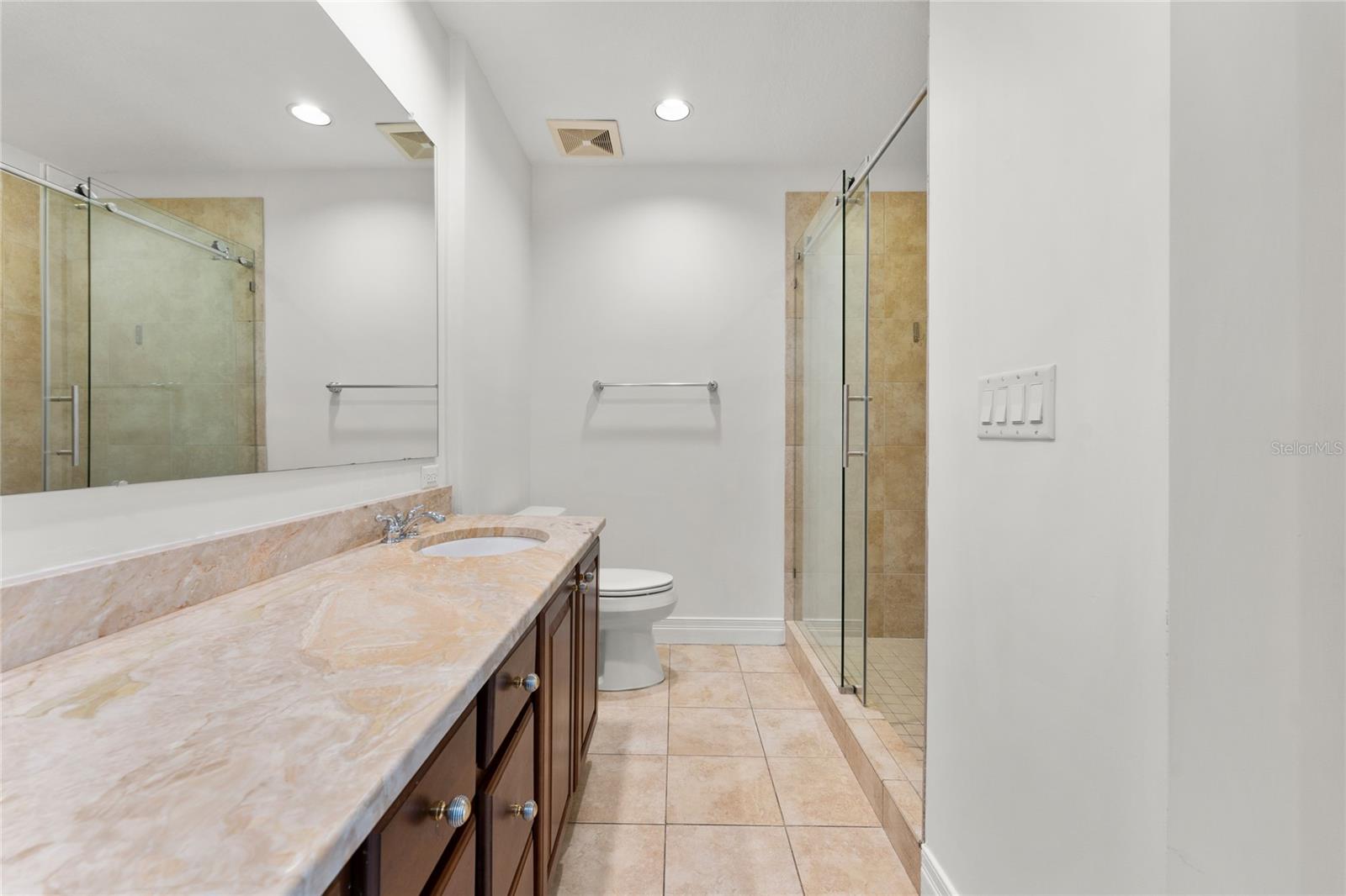 TOWERS OF CHANNELSIDE CONDOMIN - Residential Lease