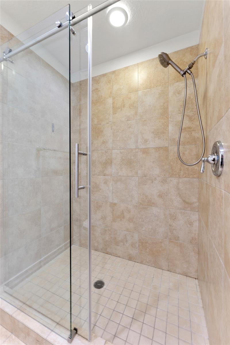 TOWERS OF CHANNELSIDE CONDOMIN - Residential Lease