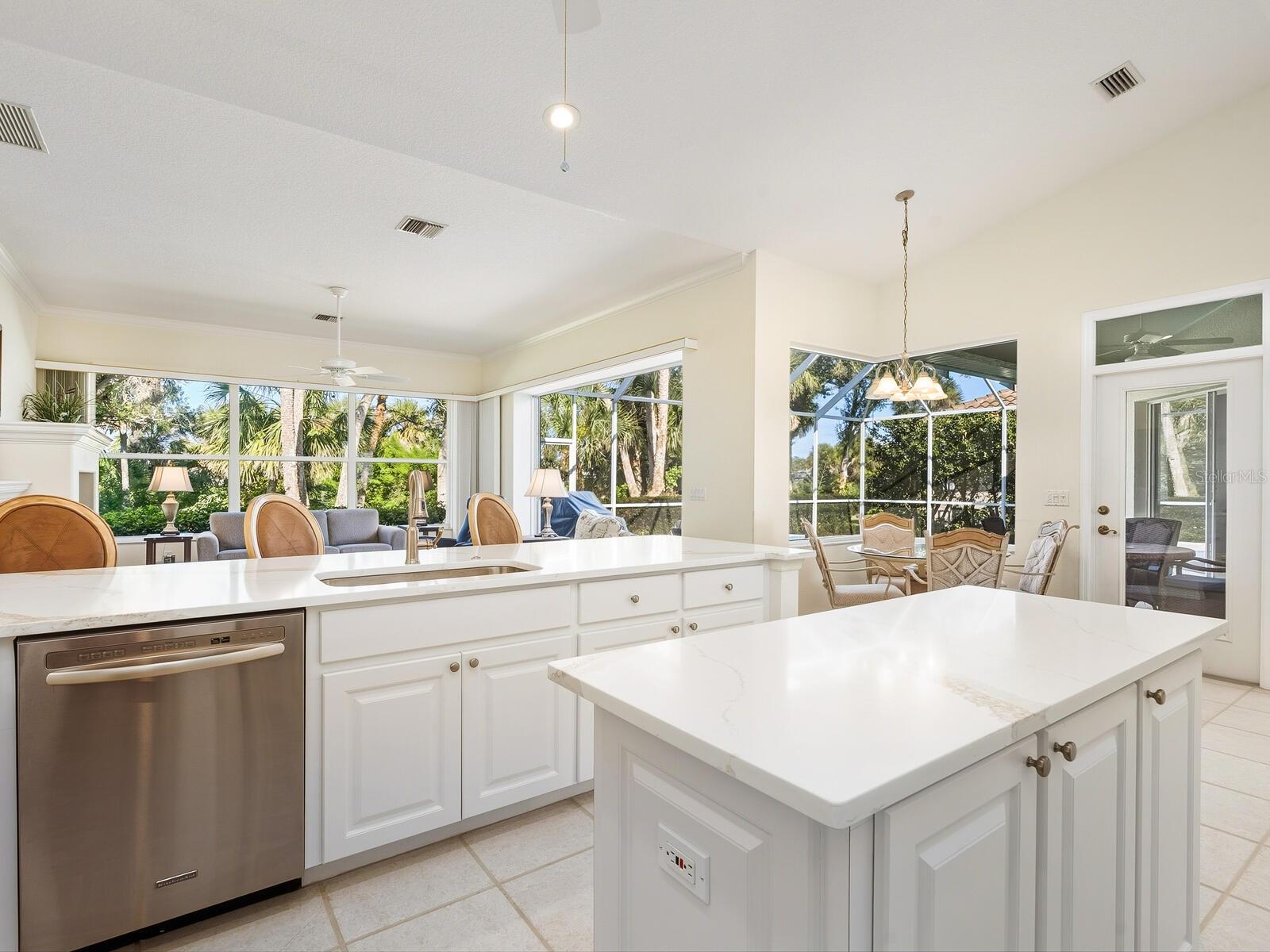 SAWGRASS - Residential