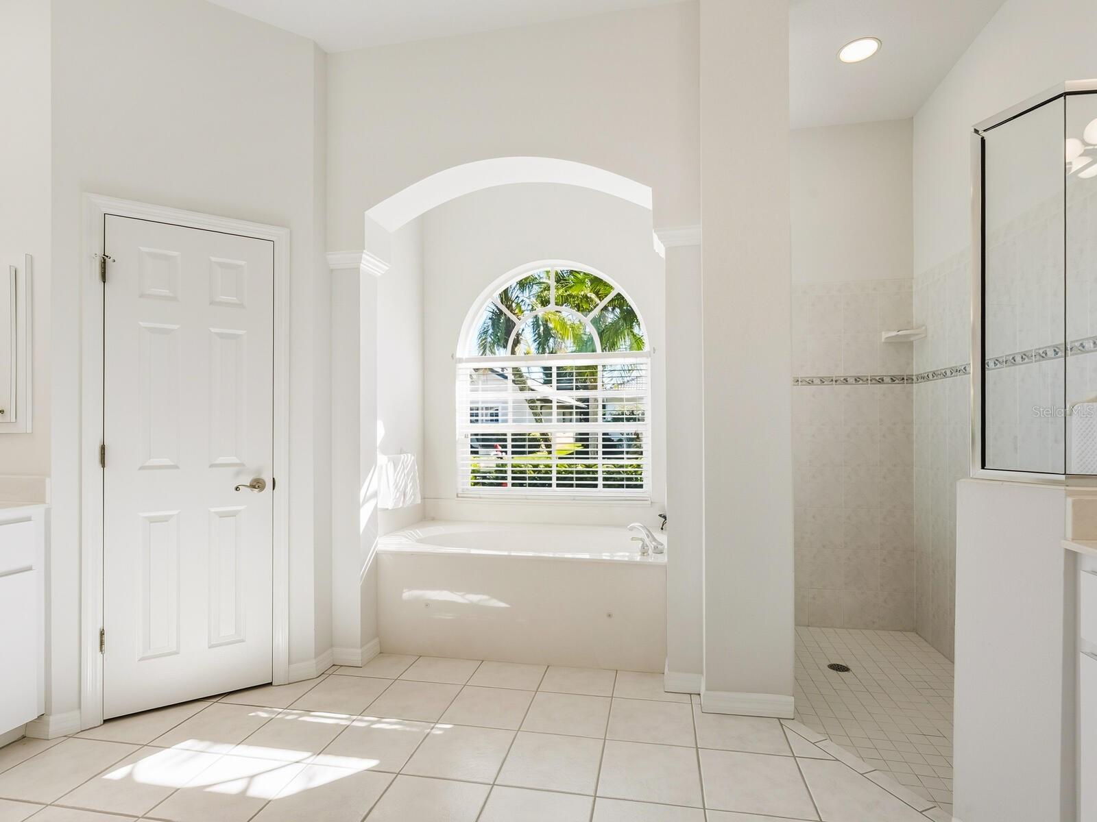 SAWGRASS - Residential