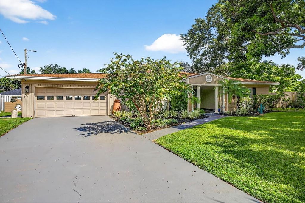 Photo of 6410 Felice Avenue, Tampa, FL 33614 (MLS # TB8408713)